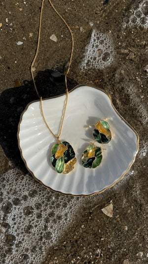 The Coastal Pebble Set